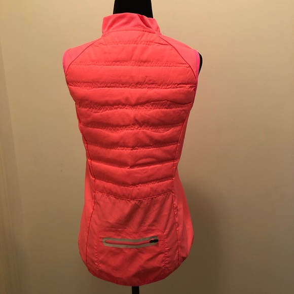 Reebok performance Pink small vest - Picture 6 of 14